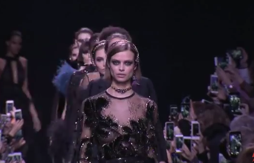 Desfile de moda Elie Saab- Fall Winter 2017-2018 Paris